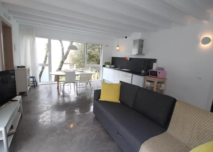 Apartamento 1 Dormitorio, Jardin Y Piscina - Apartamentos Montesomo
